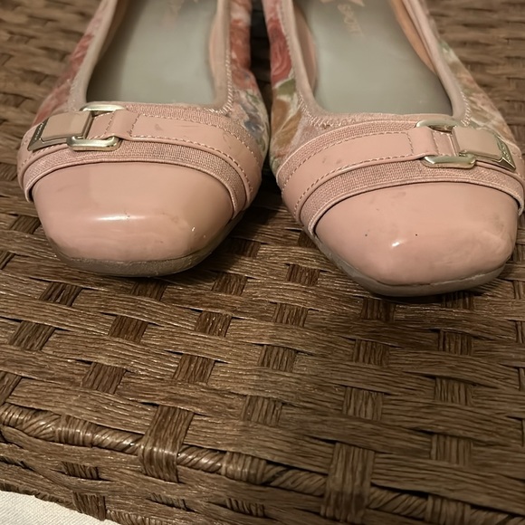Pink Anne Klein sport ballet flats - Picture 2 of 4
